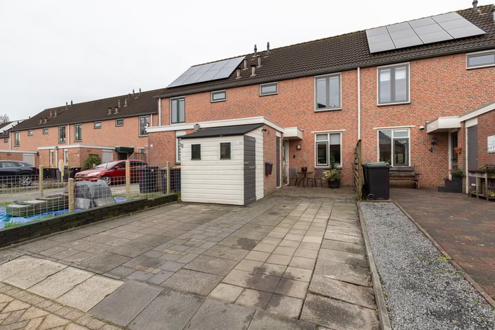 Varenkampen 22 in Assen foto