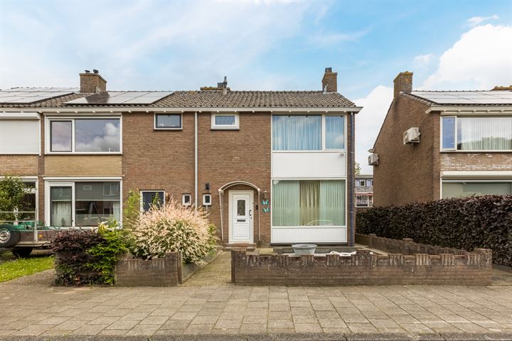 Varenstraat 8 in Raamsdonksveer foto