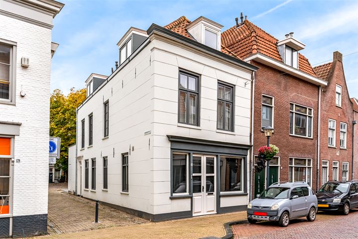 Varkensteeg 1 in Gorinchem foto