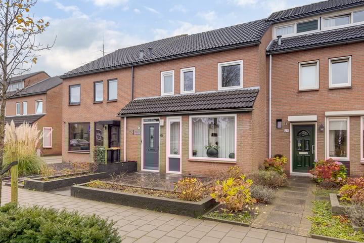 Vechtstraat 25 in Hattem foto