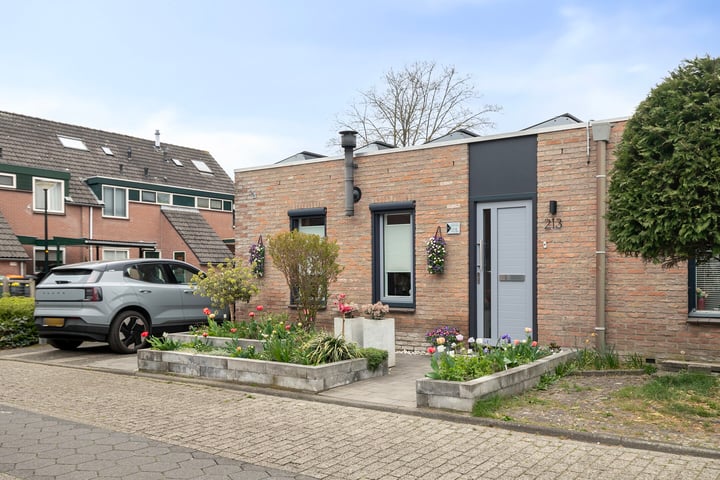 Vedelaarshoeve 213 in Apeldoorn foto