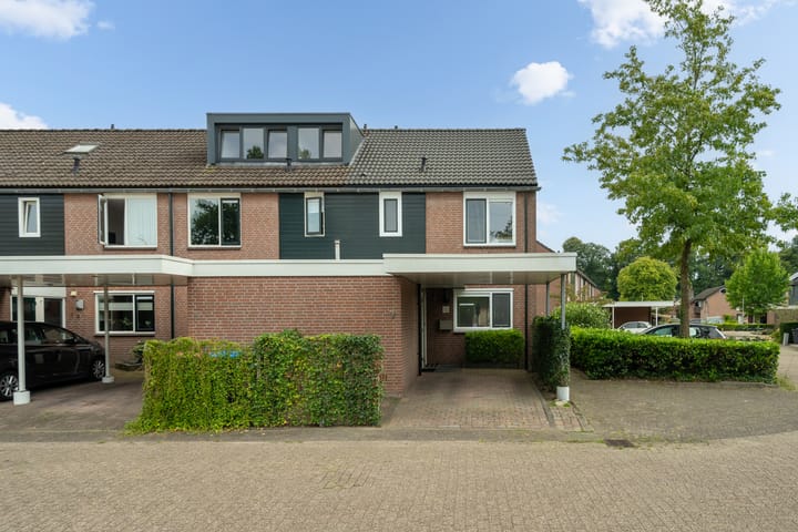 Veelmanlanden 7 in Enschede foto