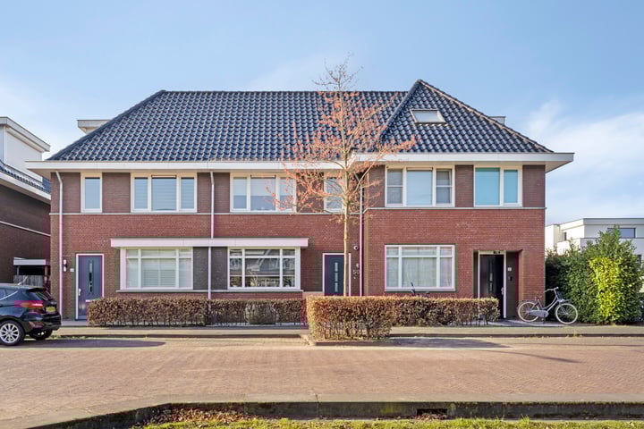 Veenendaalstraat 50 in Tilburg foto
