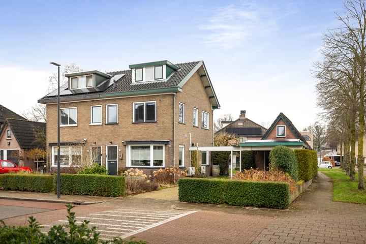 Veenhuizerweg 25 in Apeldoorn foto