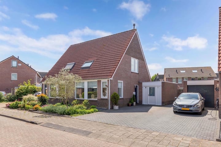 Veenlanden 39 in Steenwijk