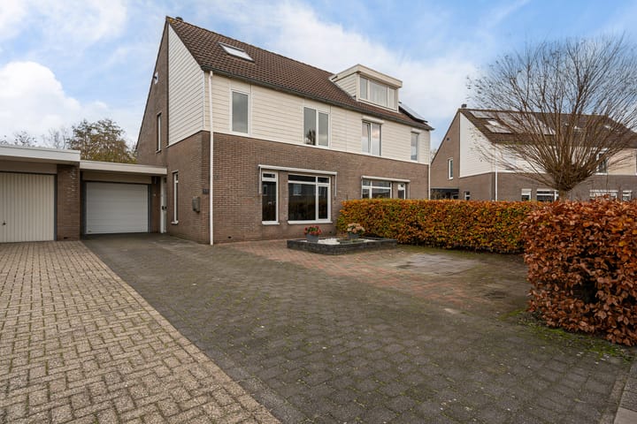 Veenlanden 56 in Steenwijk
