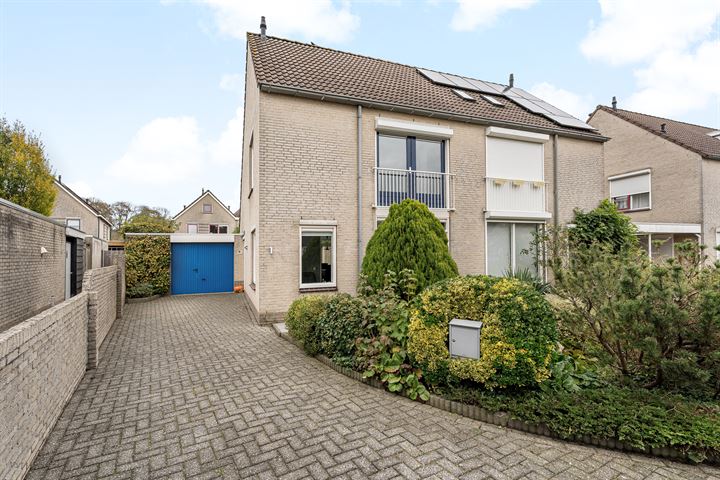 Veenpluispad 1 in Oudenbosch foto