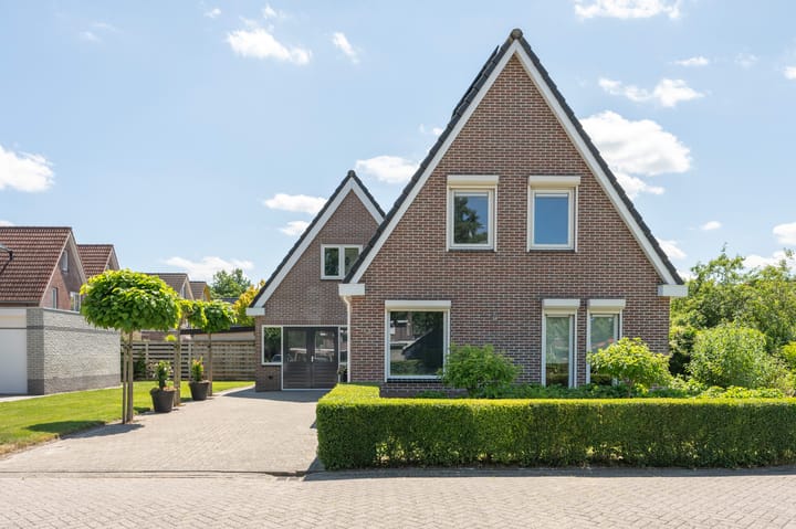 Veenroede 13 in Emmer-Compascuum foto