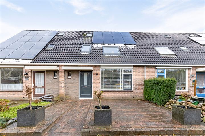 Veenwortel 27 in Roden foto
