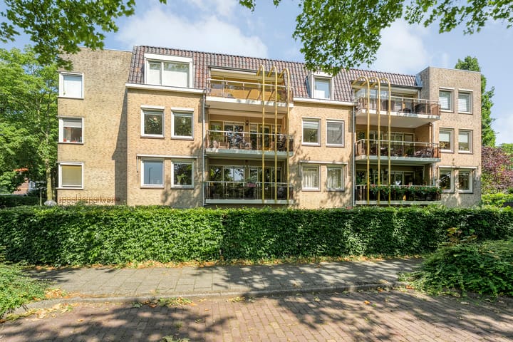 Veerallee 60B in Zwolle foto