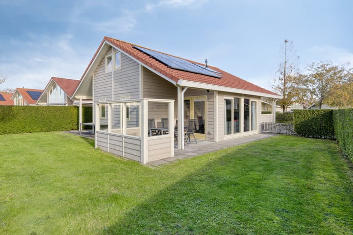 Foto van woning Veerse Meerdreef 84, Kortgene