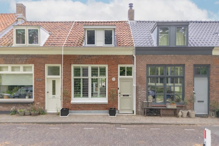 Veersesingel 204 in Middelburg foto