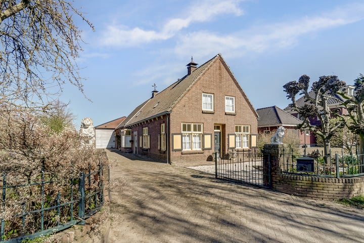 Veersteeg 10 in Kerkdriel foto