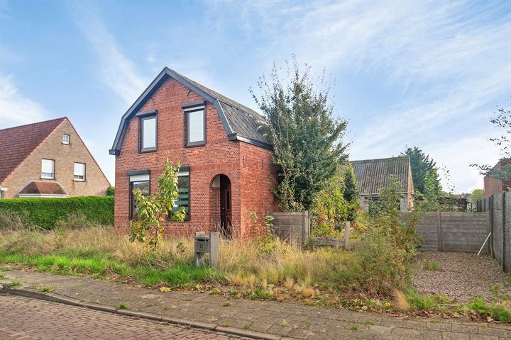 Veerstraat 12 in Nieuw Namen foto