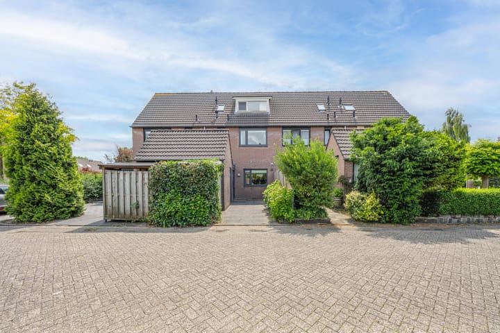 Veertien Hond 110 in Tiel foto