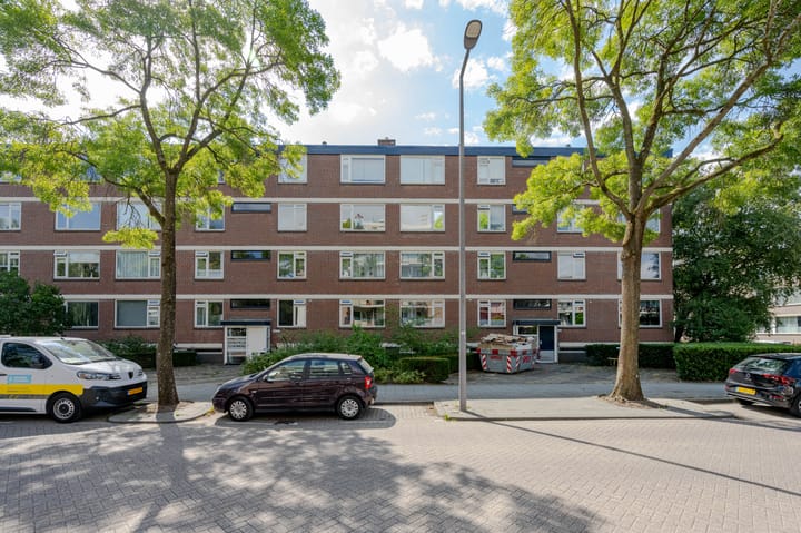 Vegelinsoord 130 in Rotterdam foto