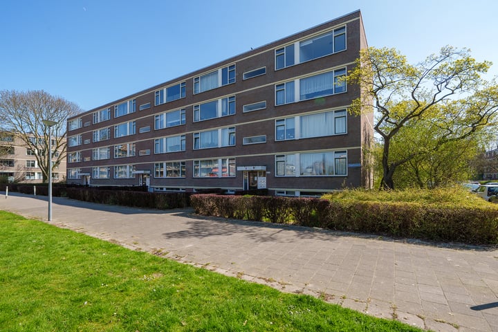 Vegelinsoord 198 in Rotterdam foto