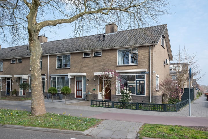 Veldbloemweg 87 in Alphen aan den Rijn
