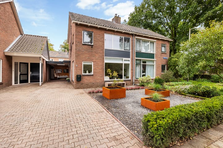 Veldhoekweg 4 in Zwolle foto