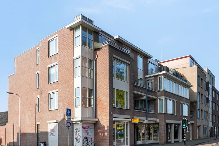 Veldhovenring 34h in Tilburg foto