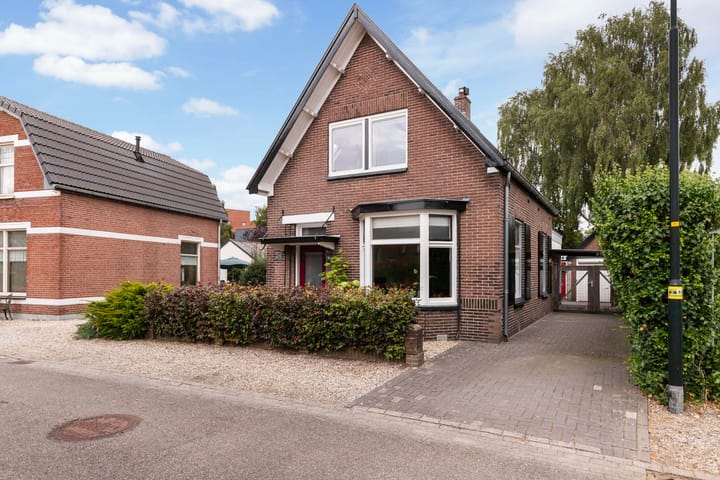 Veldhuisstraat 24 in Apeldoorn