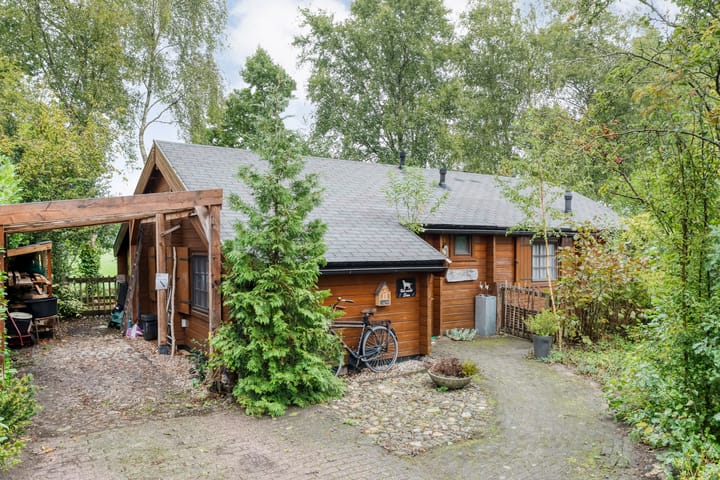 Foto van woning Veldhuisweg 1-67, IJhorst