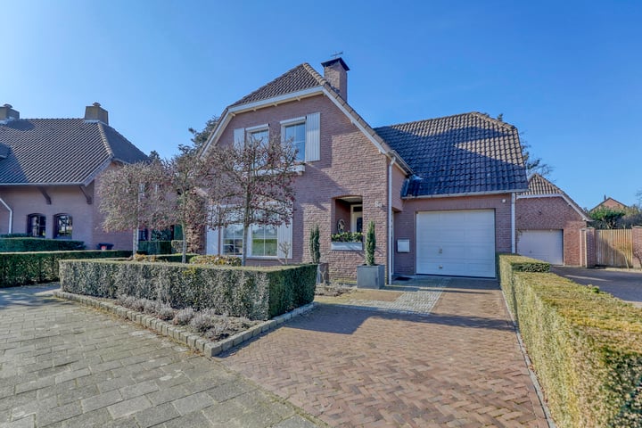 Veldstraat 8A in Helden foto