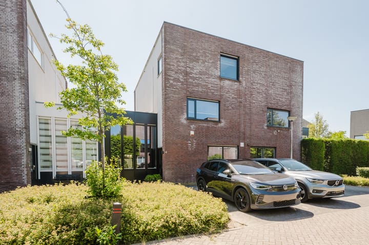 Foto van woning Velhorstlaan 4, Spijkenisse
