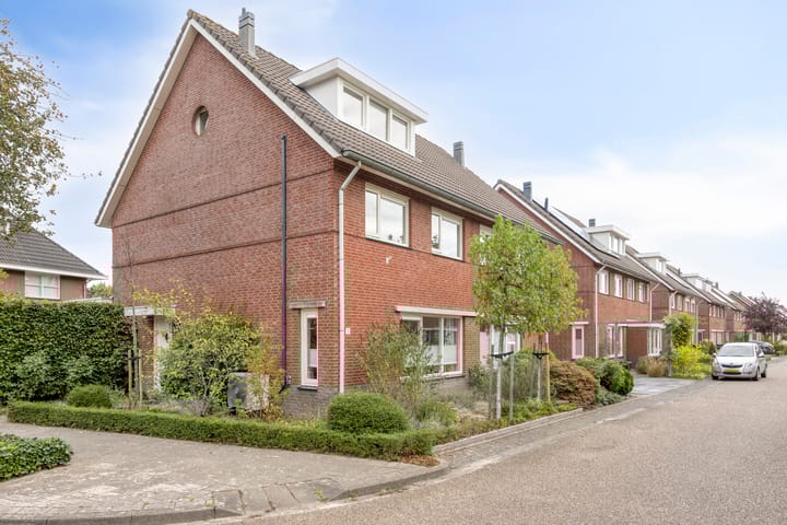 Velhorstweide 1 in Helmond foto