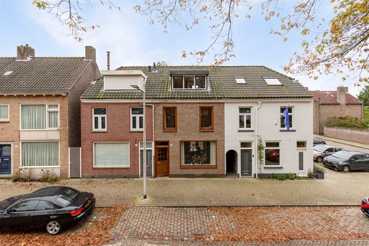 Vendeliersstraat 91 in Tilburg foto