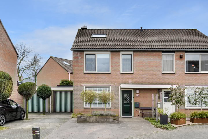 Venneweide 5 in Breda foto