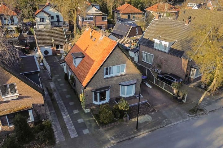 Venuslaan 13 in Apeldoorn foto