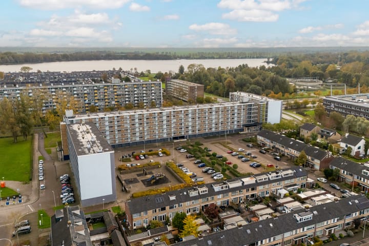 Venusstraat 346 in Alphen aan den Rijn foto