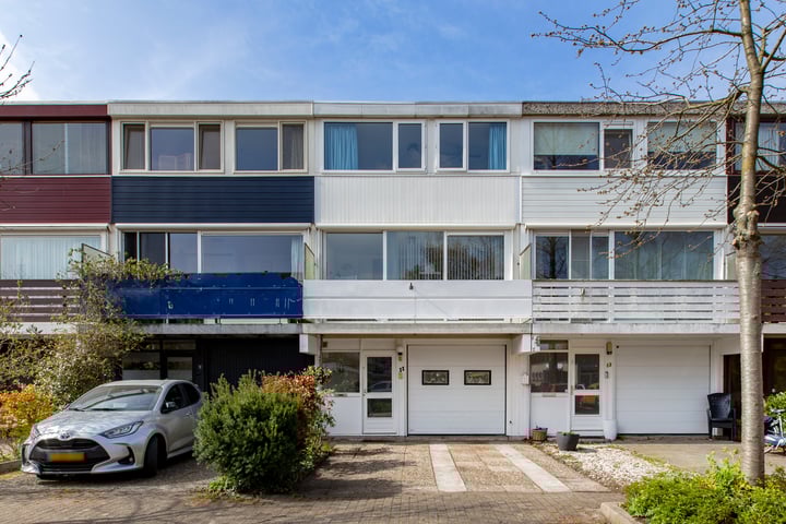 Verdihof 11 in Alphen aan den Rijn