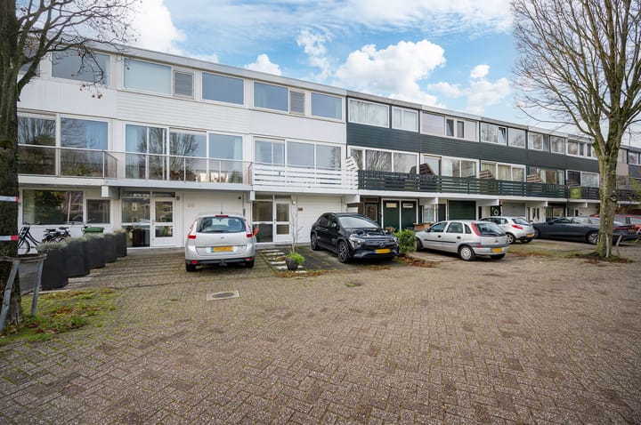 Verdihof 36 in Alphen aan den Rijn