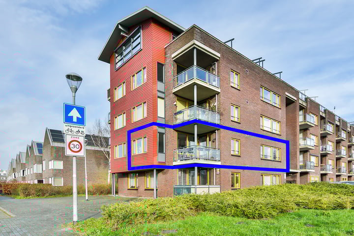 Verdilaan 167 in Nieuw-Vennep foto