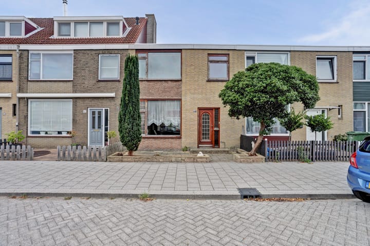 Verheulstraat 86 in Pernis Rotterdam foto