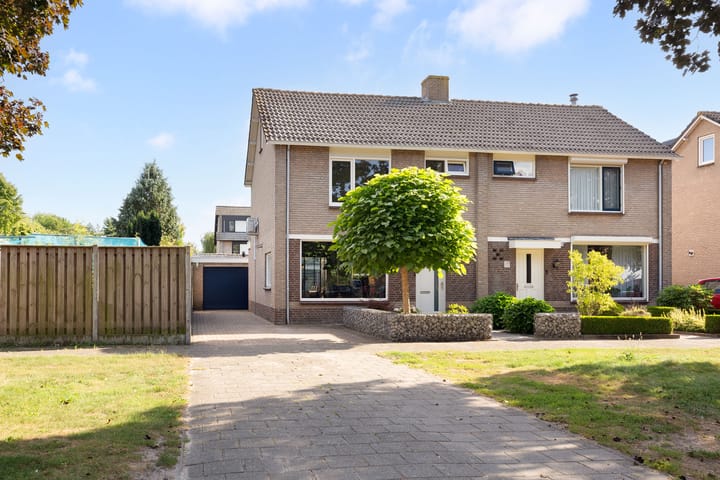 Vermeerstraat 12 in Sprang-Capelle