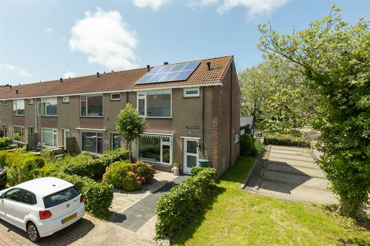 Vermeerstraat 2 in Sint Maartensvlotbrug foto