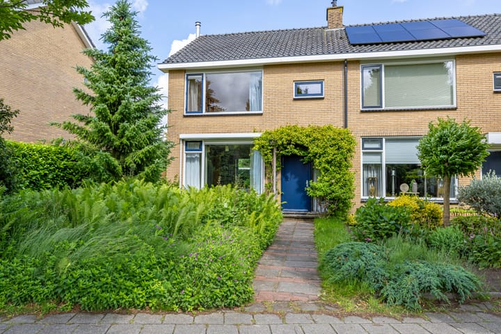 Vermeerweg 7 in Eelde foto