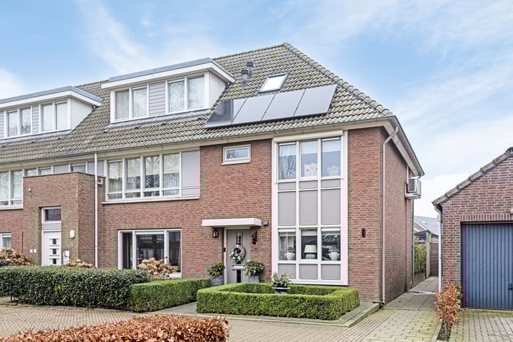 Verschuurestraat 1 in Opheusden foto