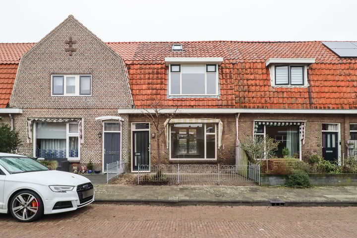 Vesperstraat 7 in Sneek foto