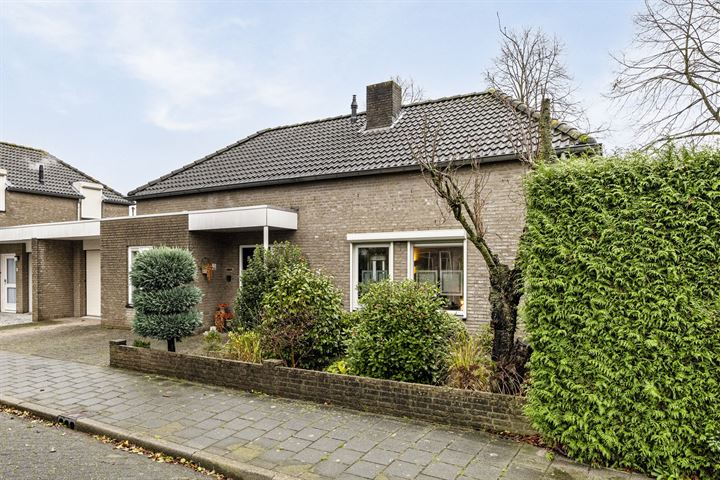 Veulenweide 4 in Veghel foto