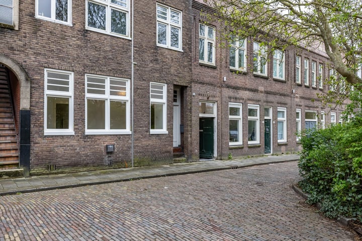 Viaductstraat 1 in Groningen