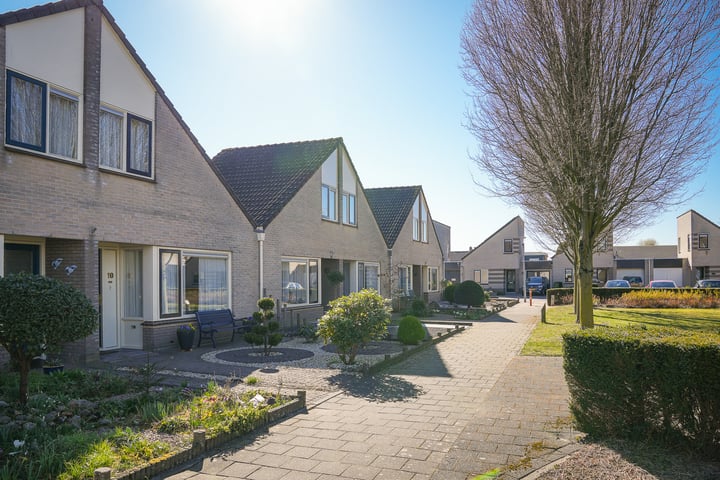 Vicariehof 12 in Beneden-Leeuwen foto