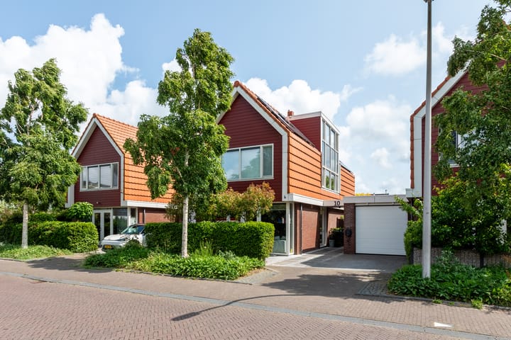 Victoria 10 in Den Hoorn foto