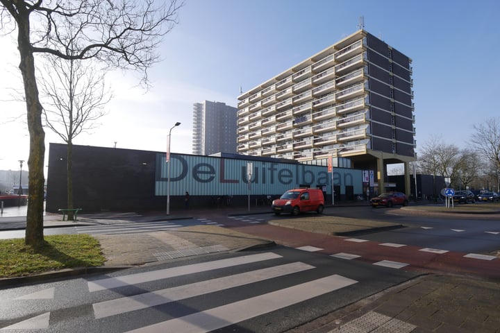 Vijf Meilaan 28 in Leiden