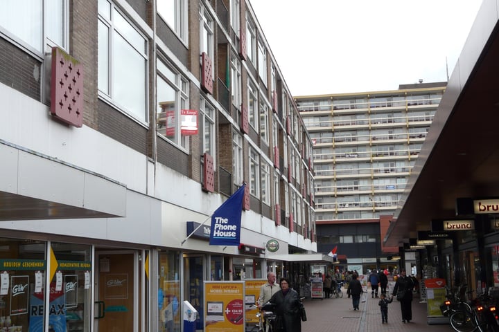 Vijf Meiplein 140 in Leiden foto