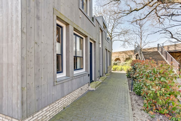 Vijhestraat 1B in Harderwijk foto