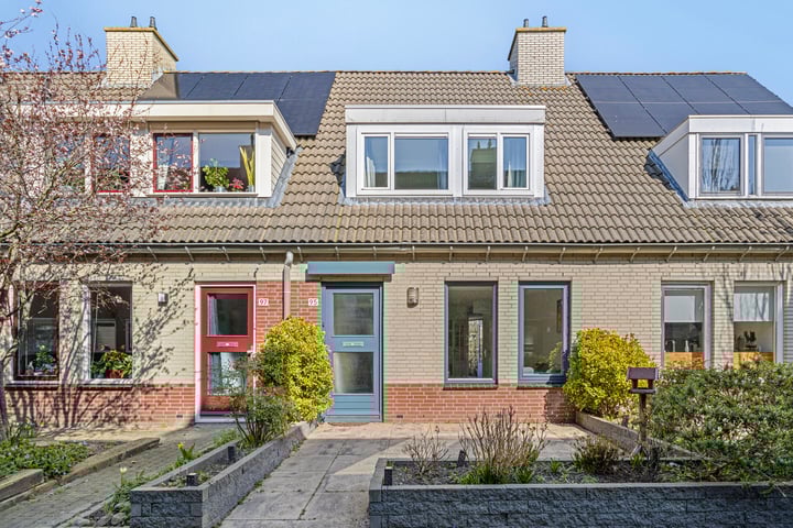 Vijverbos 95 in Hoofddorp foto